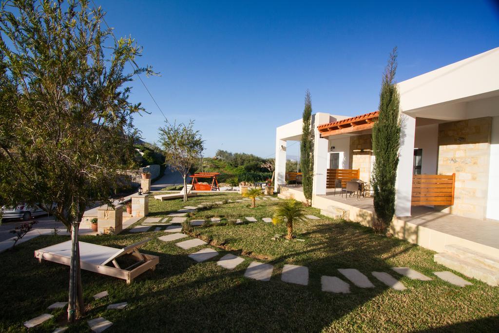 Agarathos Traditional Rooms - Pool - Kaliviani -On The Road To Balos 外观 照片
