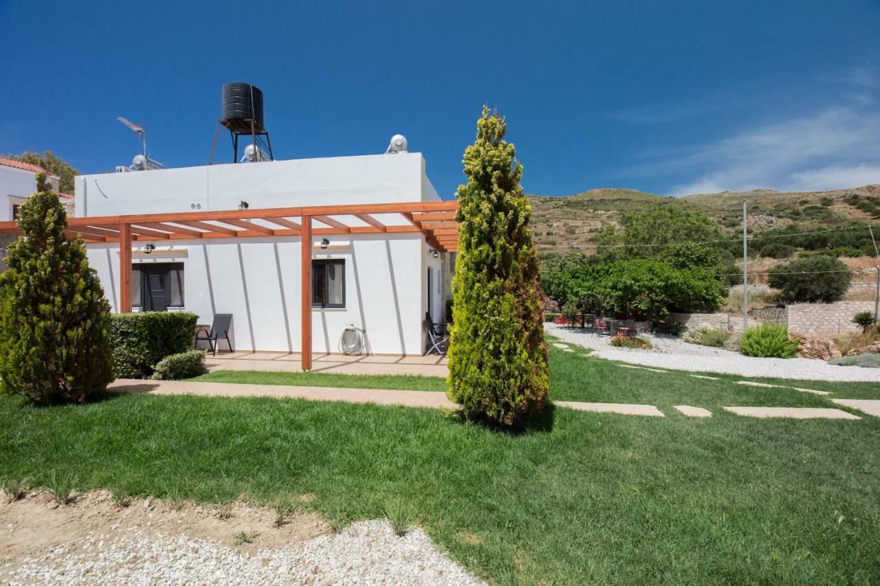 Agarathos Traditional Rooms - Pool - Kaliviani -On The Road To Balos 外观 照片